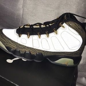 Nike Jordan Retro 9 NIB released 2012 GS size 4.5